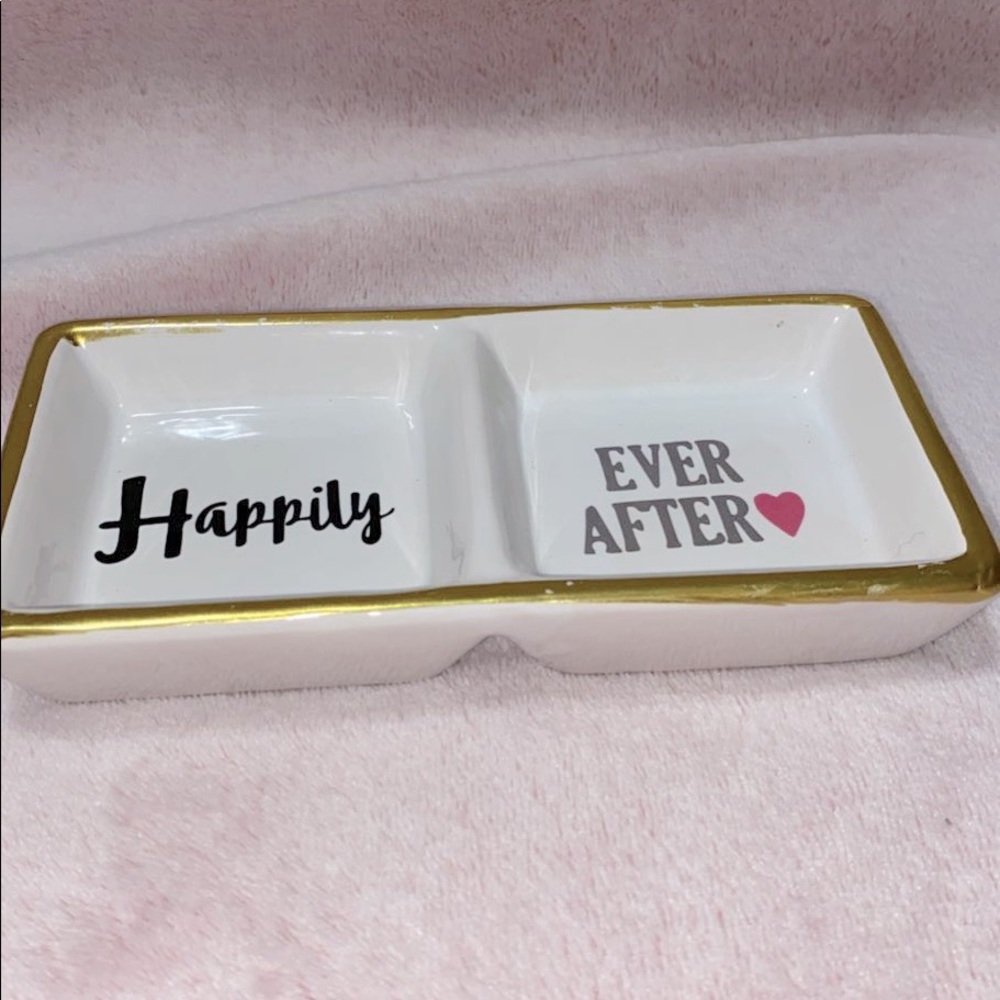 Cute multipurpose ceramic section trays